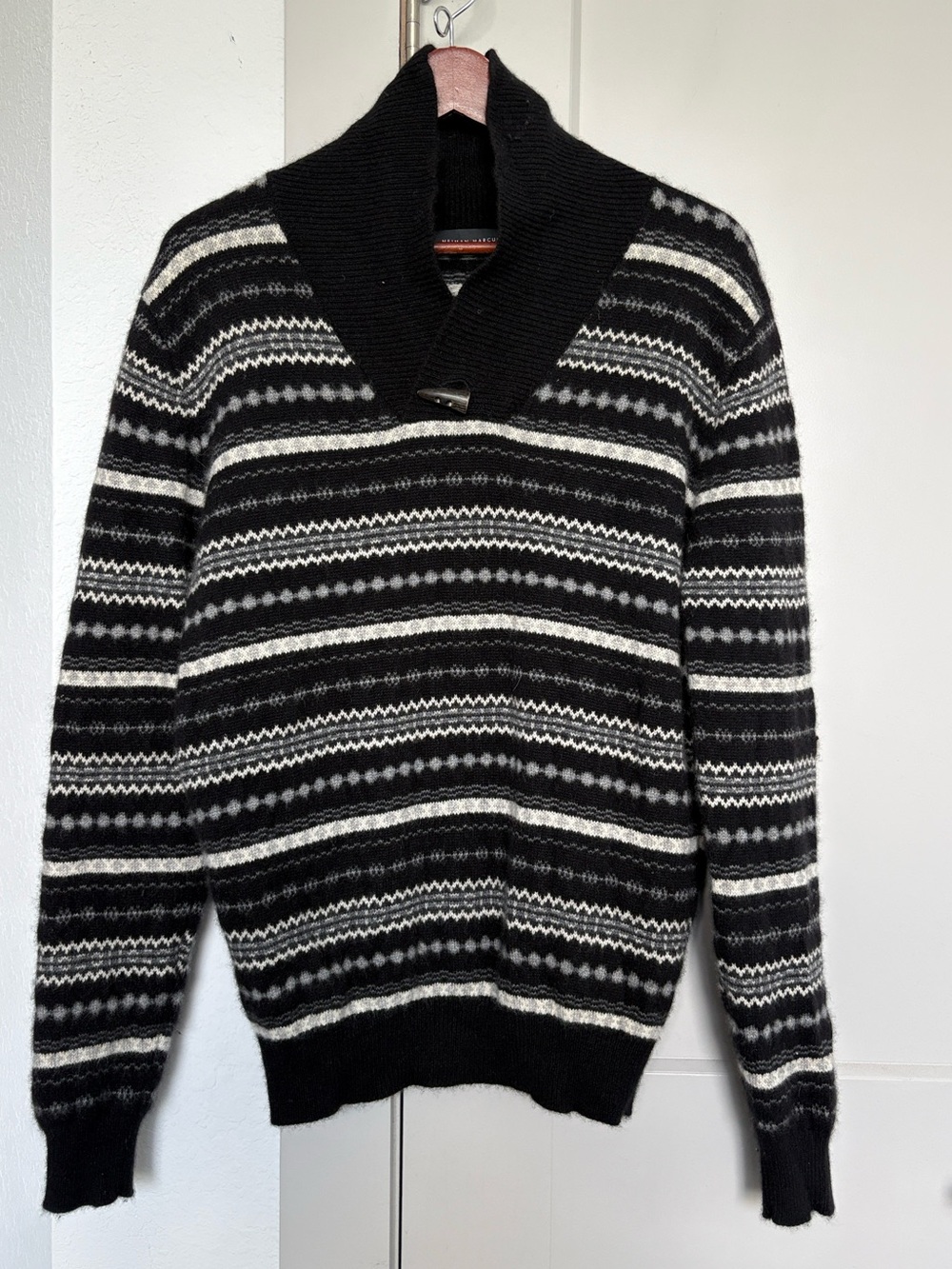 NEIMAN MARCUS CASHMERE NORDIC FAIR ISLE SHAWL COLLAR TOGGEL BLACK SWEATER MEN XL
